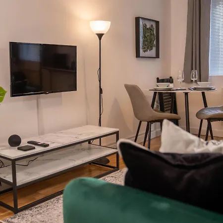 Modern & Central - King Bed, Super Fast Wi-Fi Cambridge  Exterior photo