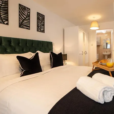 Modern & Central - King Bed, Super Fast Wi-Fi Cambridge  Exterior photo