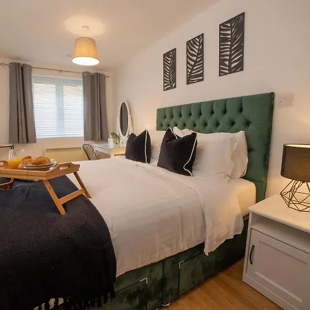 Modern & Central - King Bed, Super Fast Wi-Fi Cambridge  Exterior photo