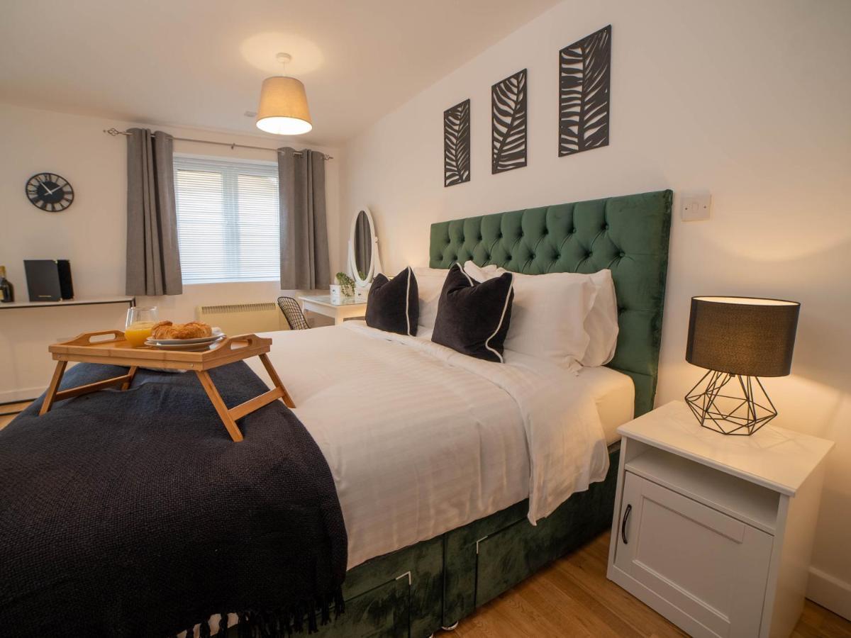 Apartment Modern & - King Bed, Super Fast Wi-fi